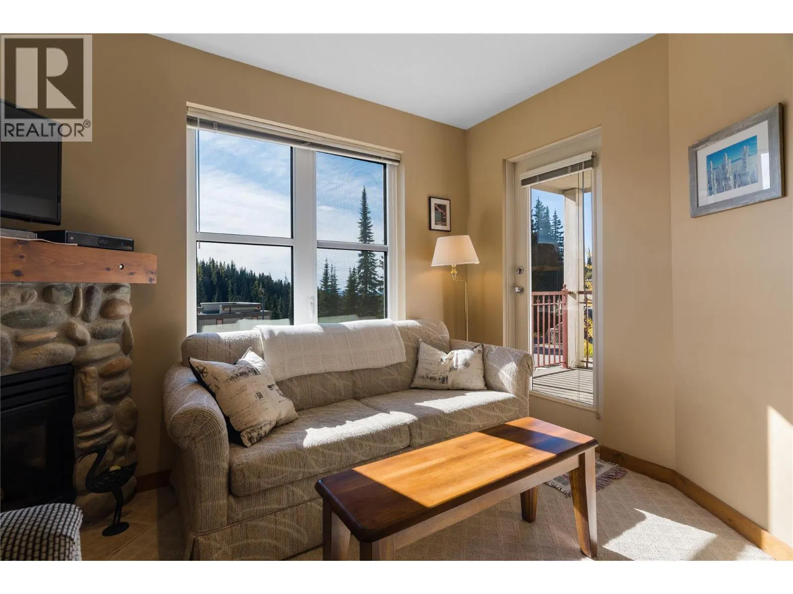 Photo 5 of 35 at #204 – 9802 Silver Star Road