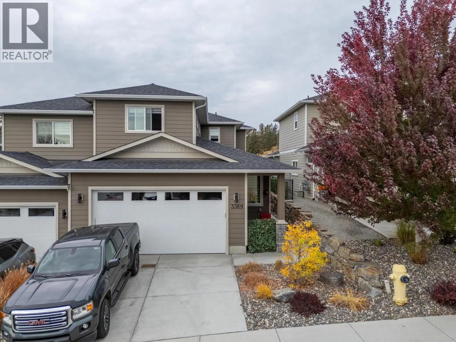3369 Hawks Crescent