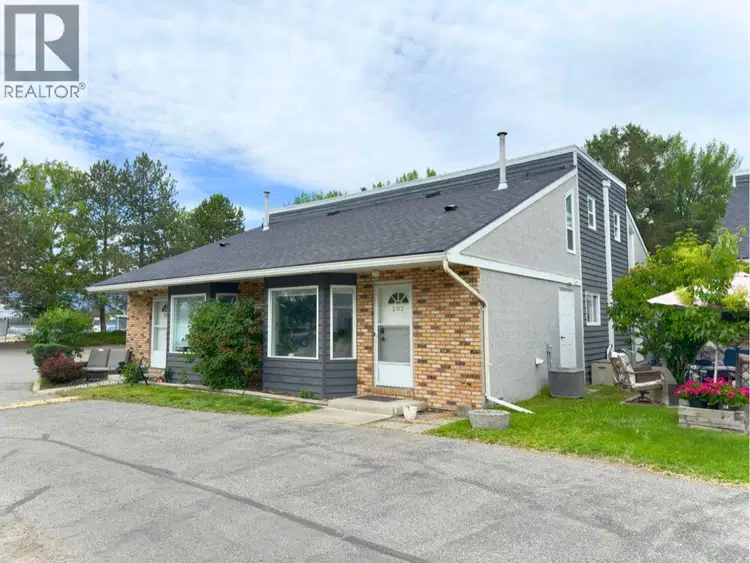 #202 – 3155 Gordon Drive