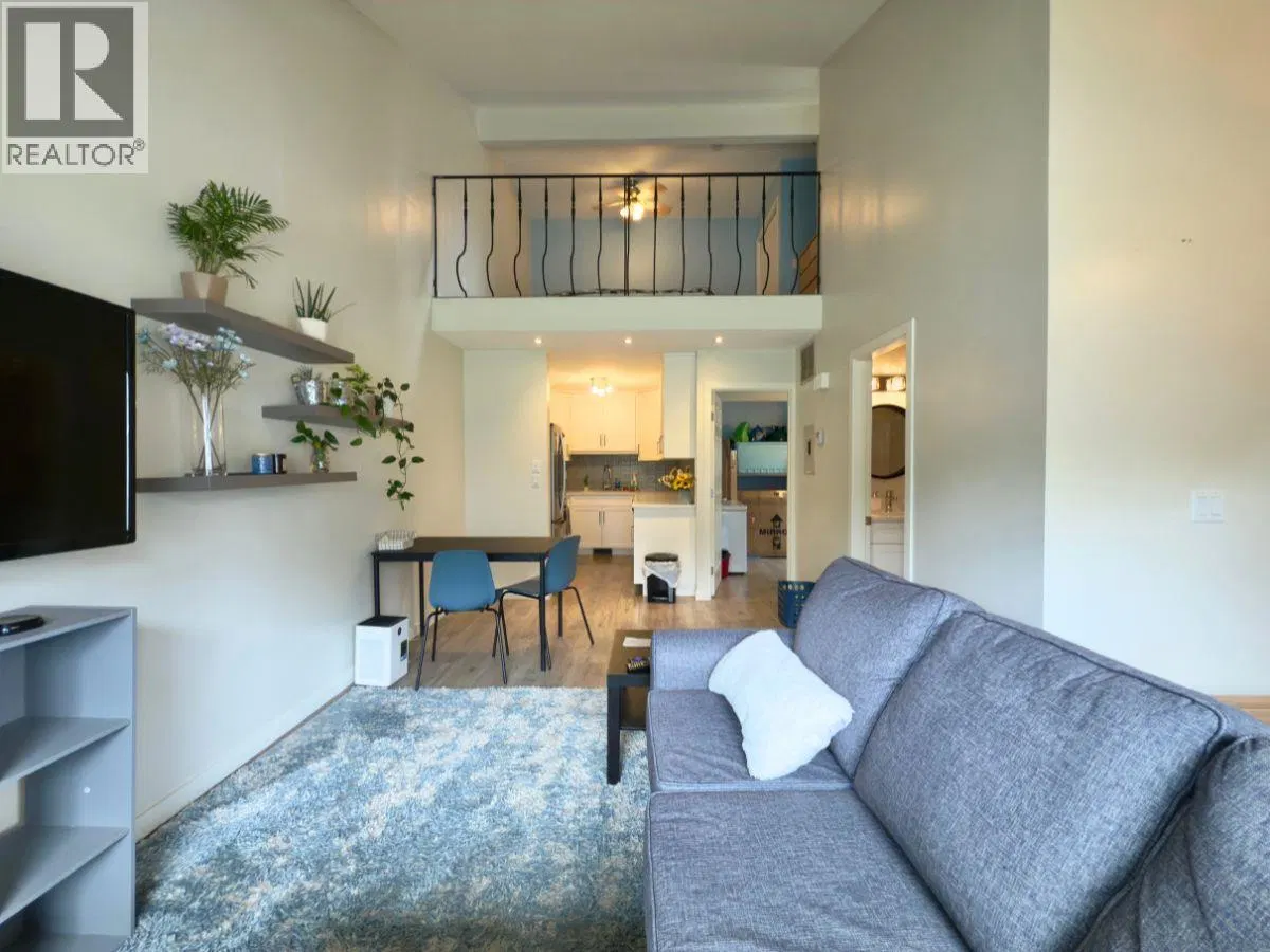 Photo 5 of 21 at #202 – 3155 Gordon Drive