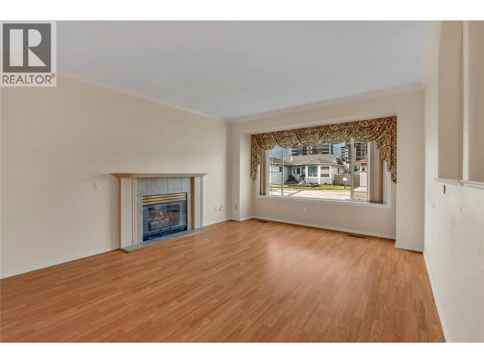 Photo 2 of 19 at #137 – 3400 Wilson Street