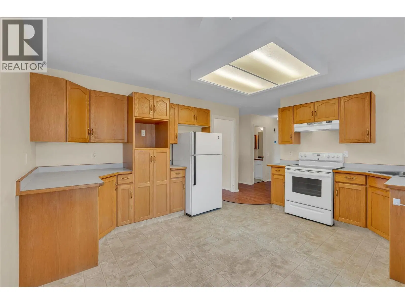 Photo 5 of 19 at #137 – 3400 Wilson Street