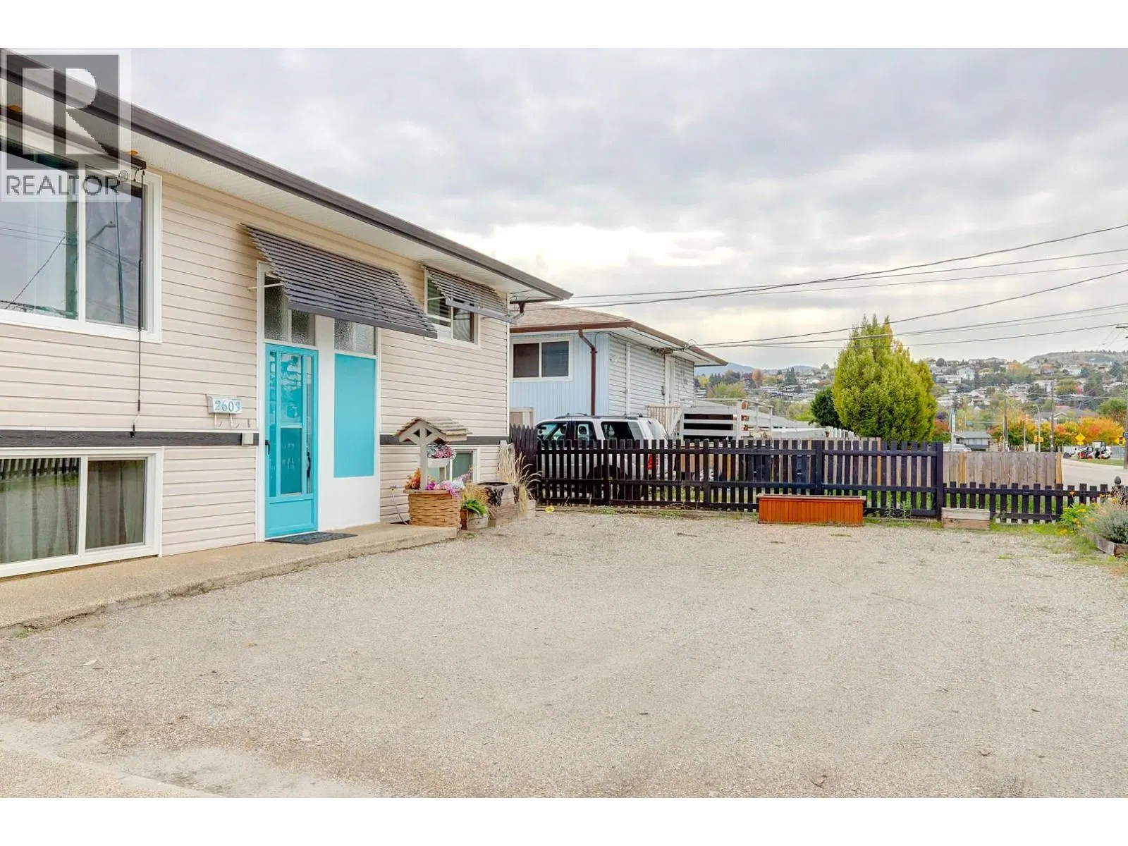 Photo 4 of 59 at 2603 41 Street