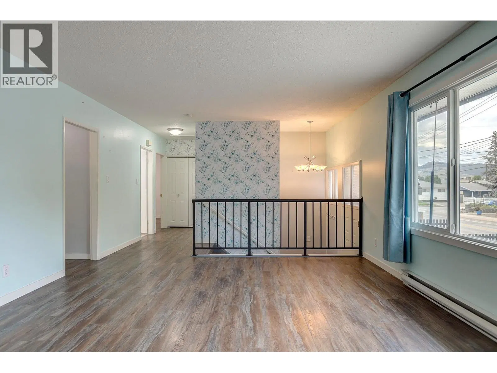 Photo 5 of 59 at 2603 41 Street