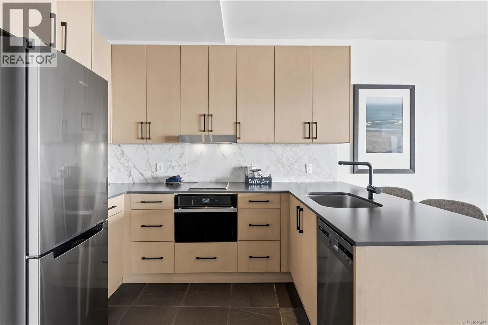 Photo 4 of 27 at #315 – 596 Marine Drive
