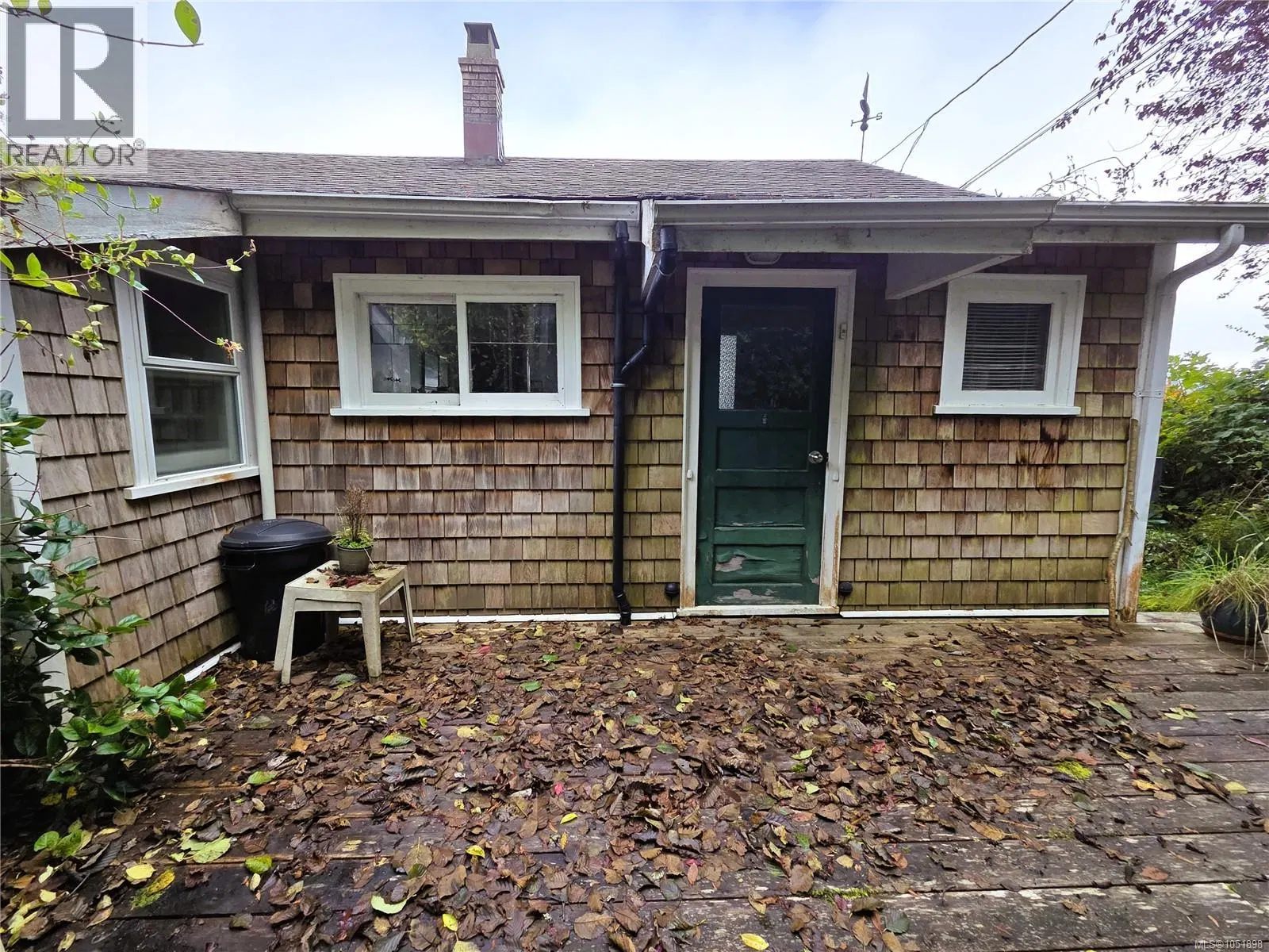 Photo 3 of 18 at 1460 Imperial Lane