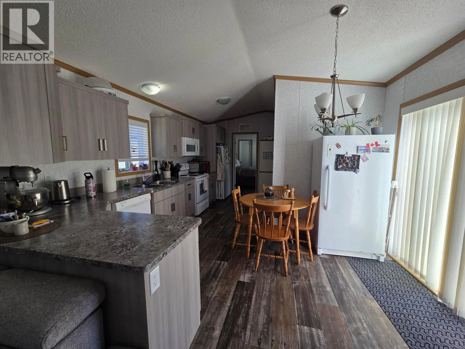 Photo 3 of 20 at #121 – 5204 ACKROYD Street