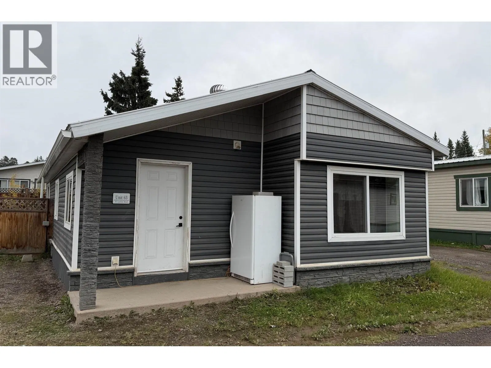 #63 – 95 LAIDLAW Road