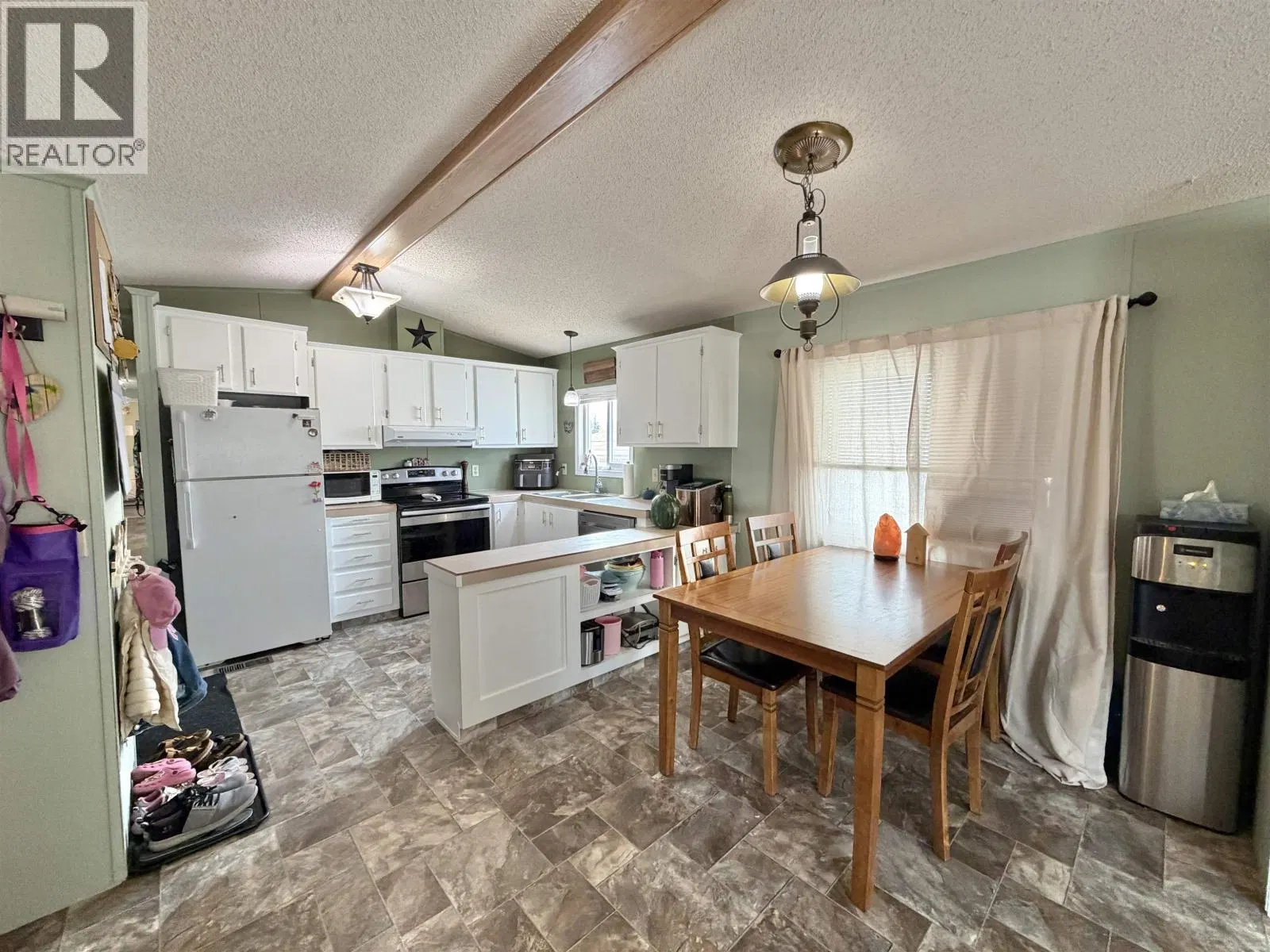 Photo 5 of 16 at #83 – 770 ELEVENTH Avenue