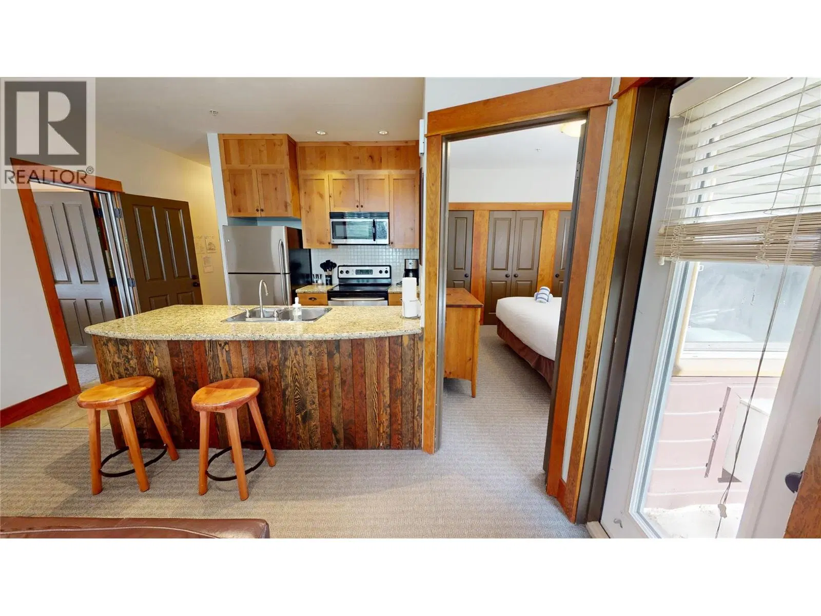 Photo 3 of 33 at #613B – 4559 Timberline Crescent