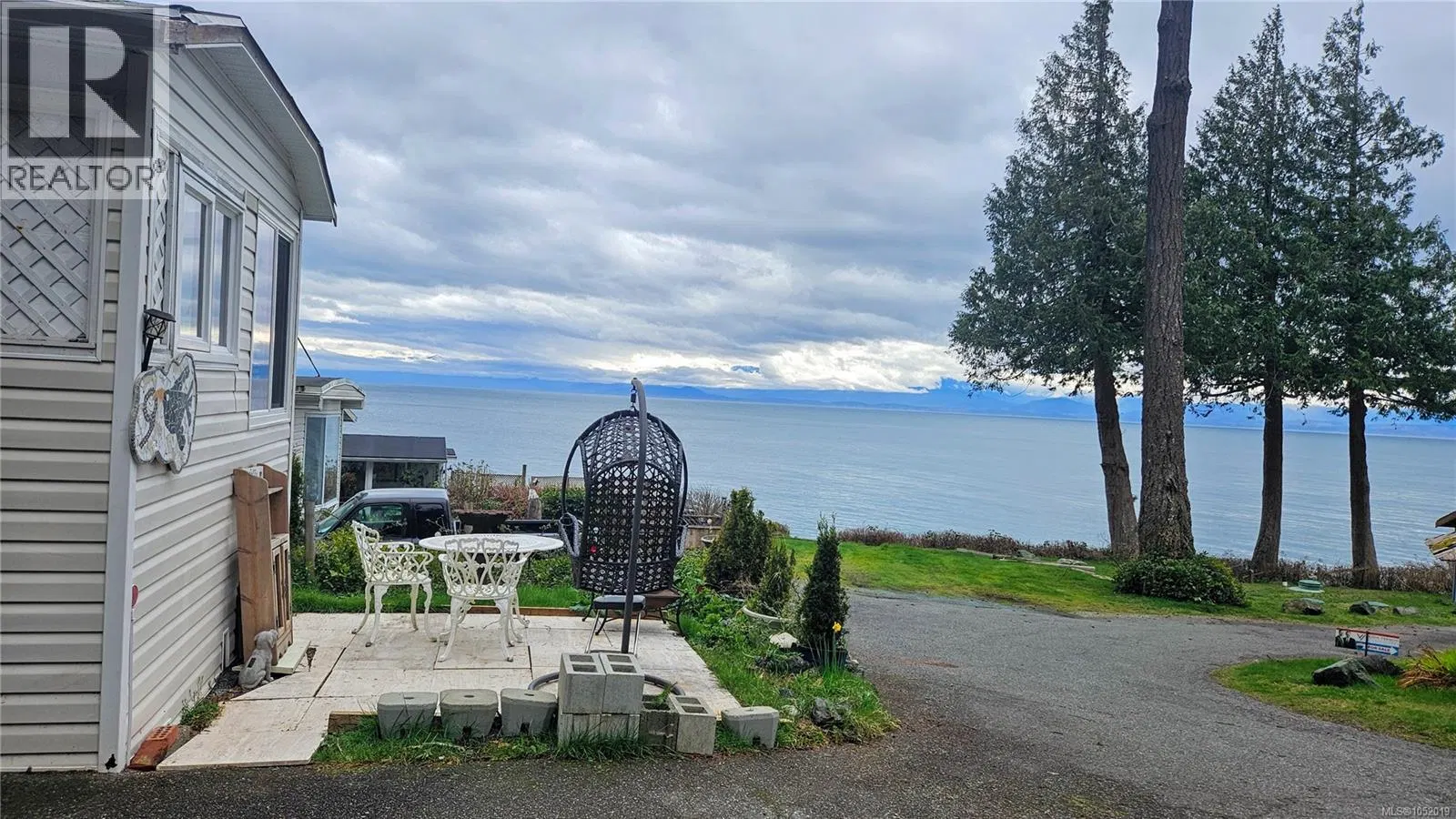 Photo 3 of 44 at #9 – 8177 West Coast Road