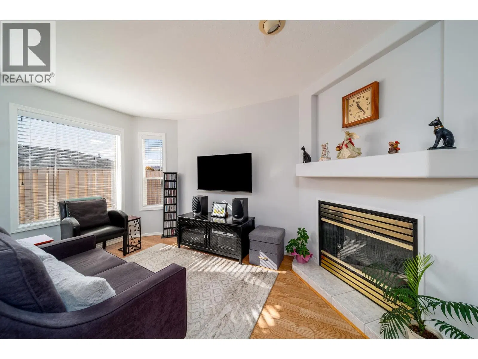 Photo 5 of 49 at #101 – 2250 Louie Drive