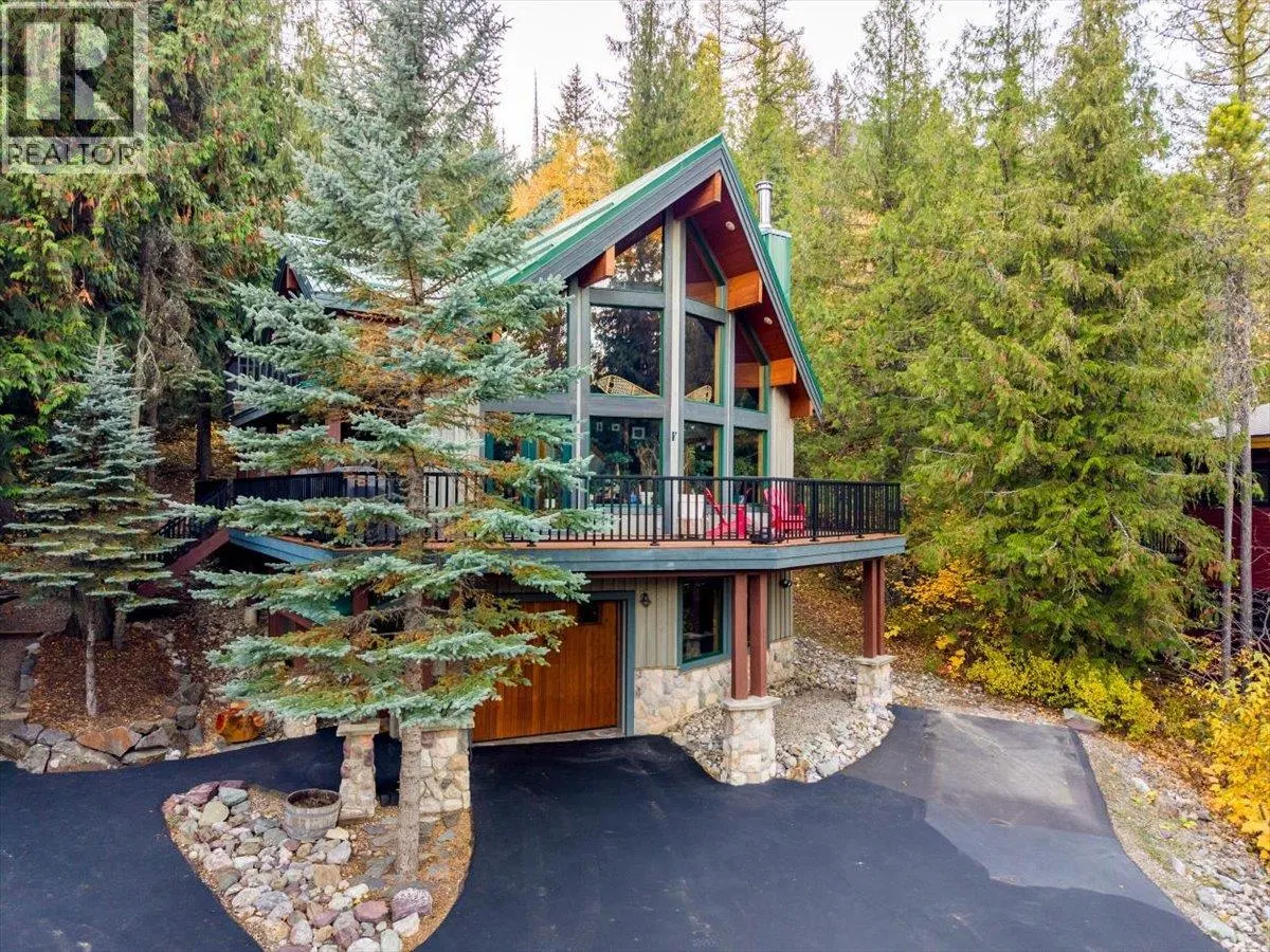 15 ALPINE TRAIL Crescent