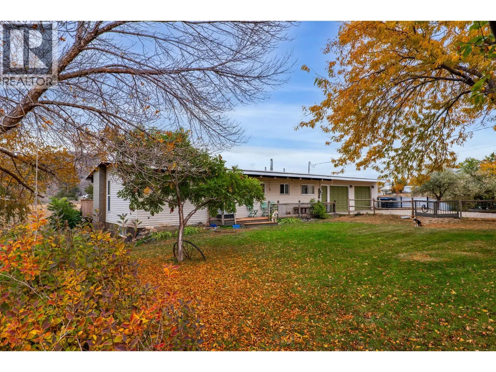 Photo 3 of 61 at 5977 Gardi Road