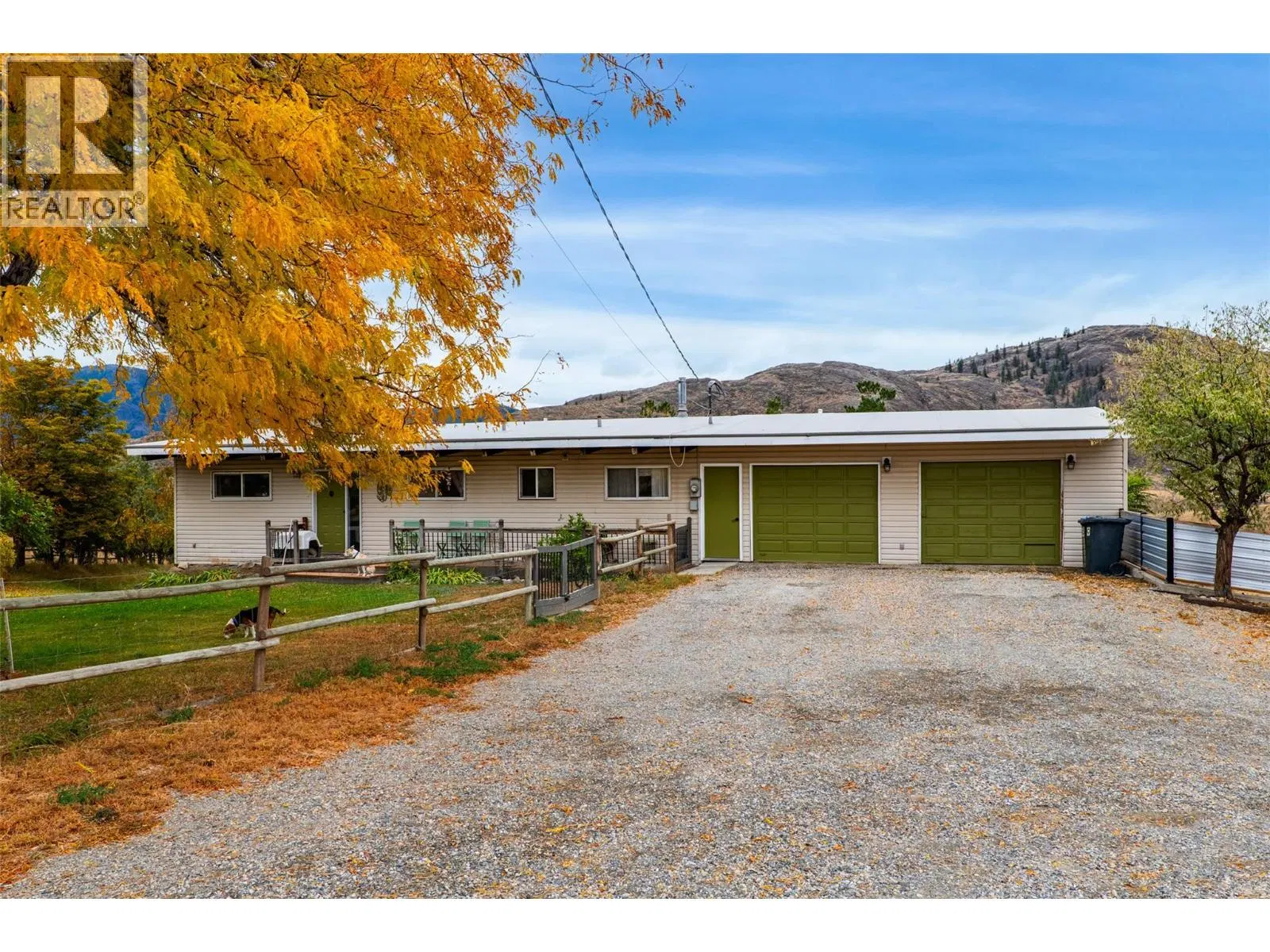 Photo 4 of 61 at 5977 Gardi Road
