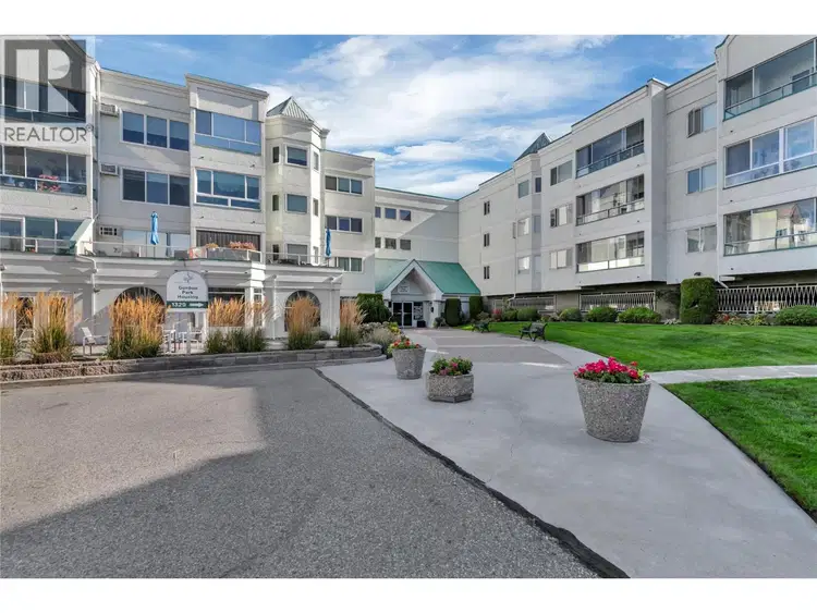 #404 – 1329 KLO Road