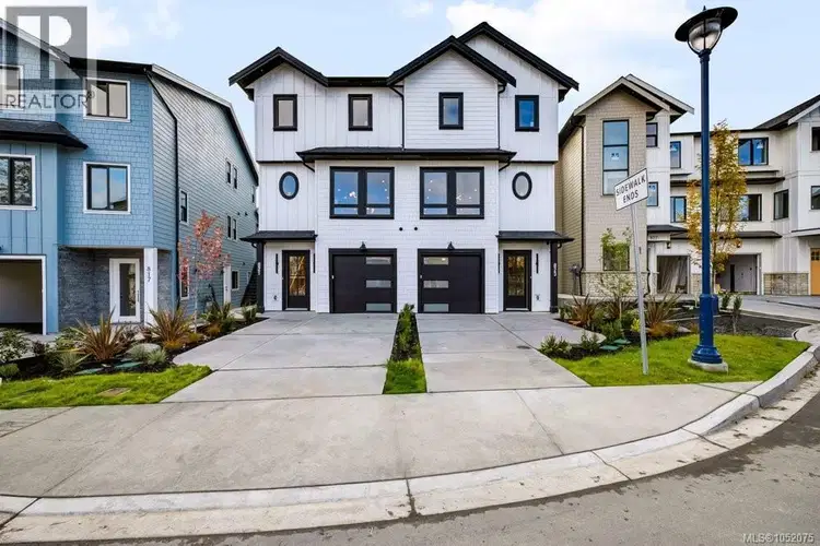 821 Blackbird Place
