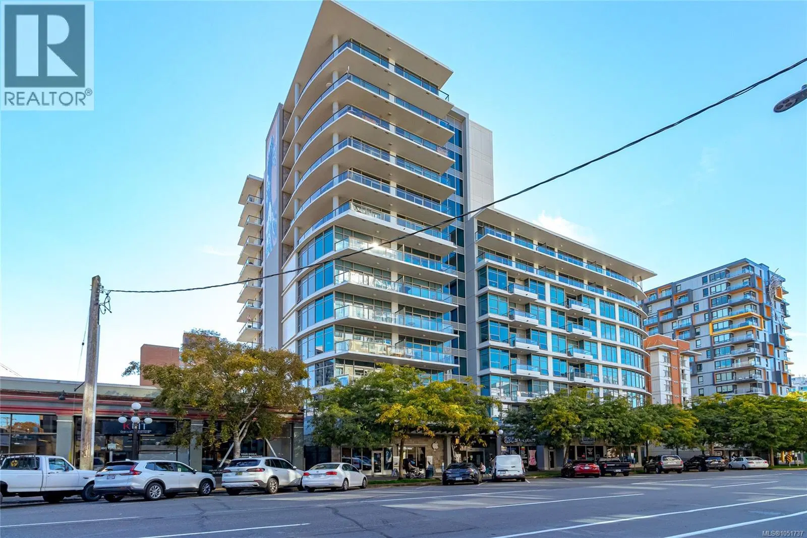 Photo 2 of 33 at #701 – 845 Yates Street