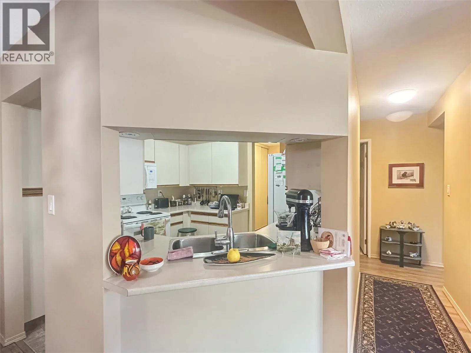 Photo 4 of 27 at #211 – 337 MCKINNEY Road
