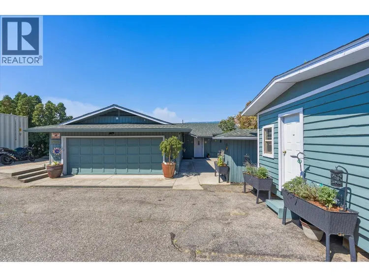 Photo 5 of 70 at 13890 Oyama Road
