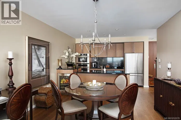 Photo 5 of 25 at #905 – 100 Saghalie Road