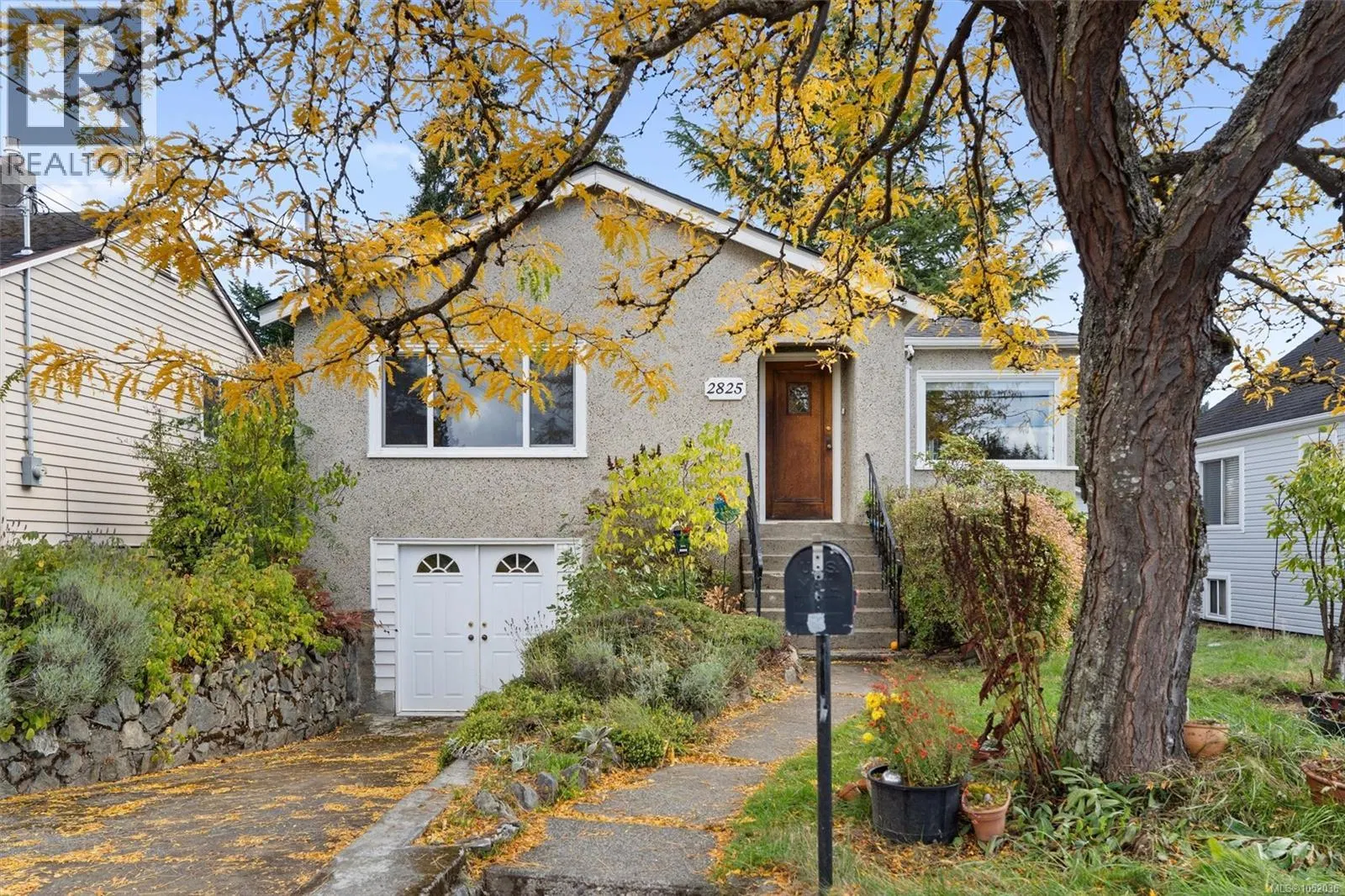 Photo 1 of 39 at 2825 Rockwell Avenue