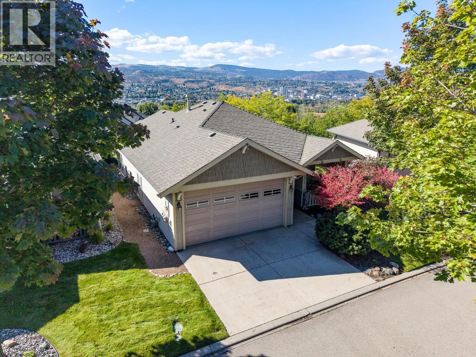 Photo 2 of 24 at 208 Sagewood Drive