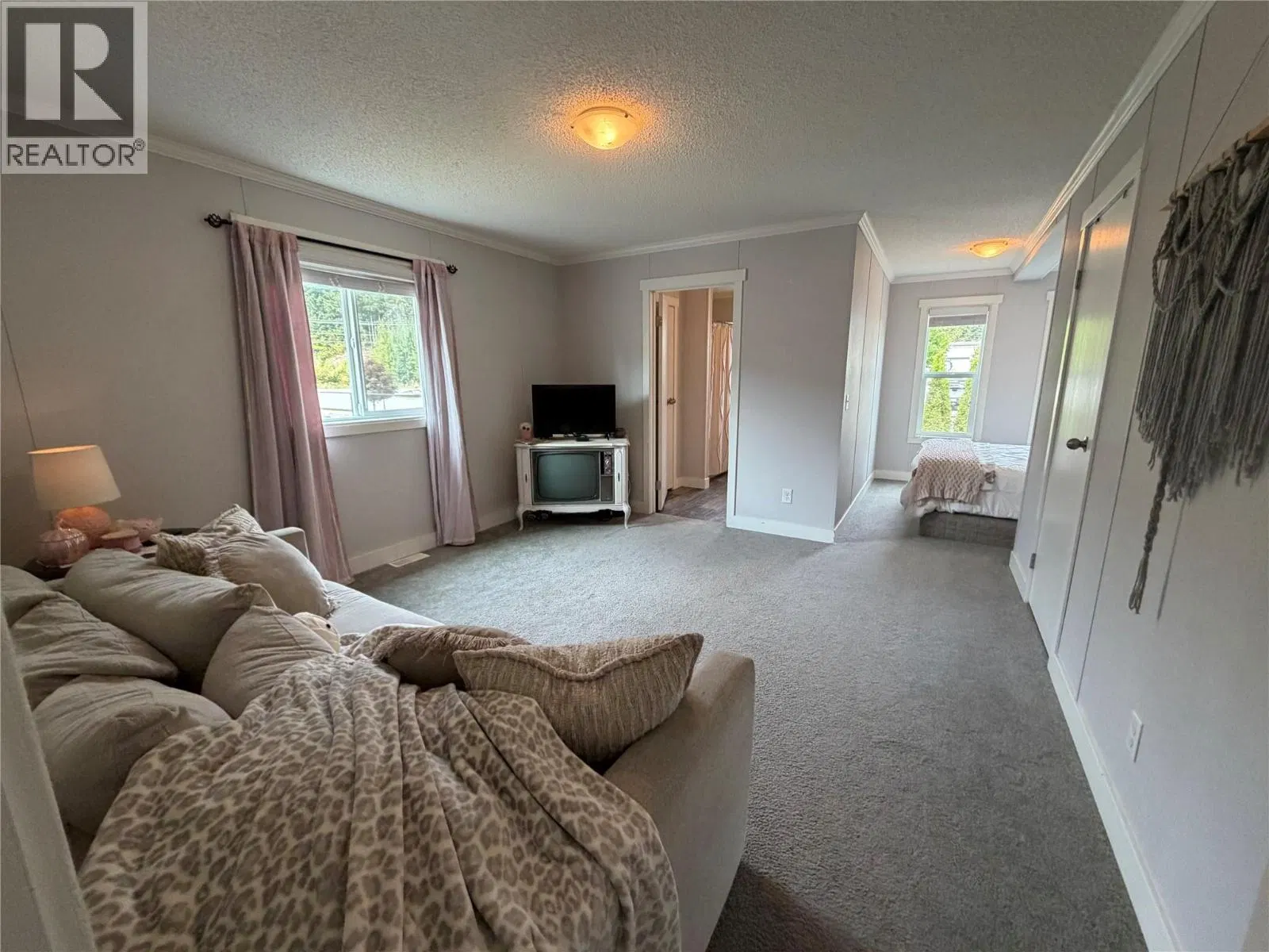 Photo 2 of 44 at #15 – 1705 Hillier Road