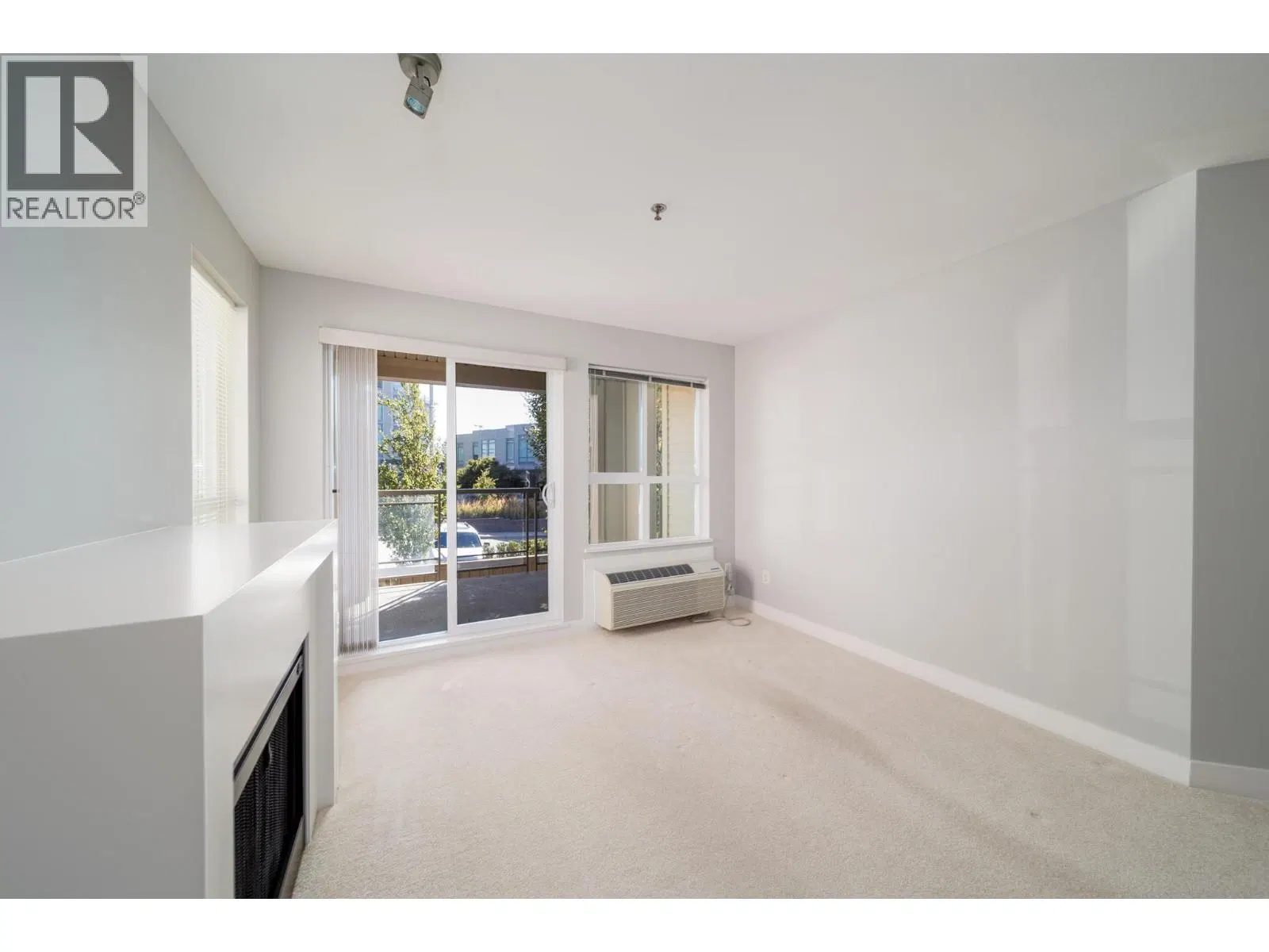 Photo 5 of 45 at #224 – 1099 Sunset Drive