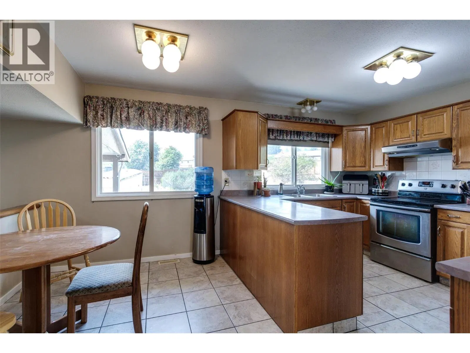 Photo 4 of 61 at 840 Liban Court