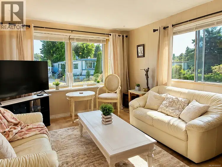 #6 – 2625 Mansfield Drive