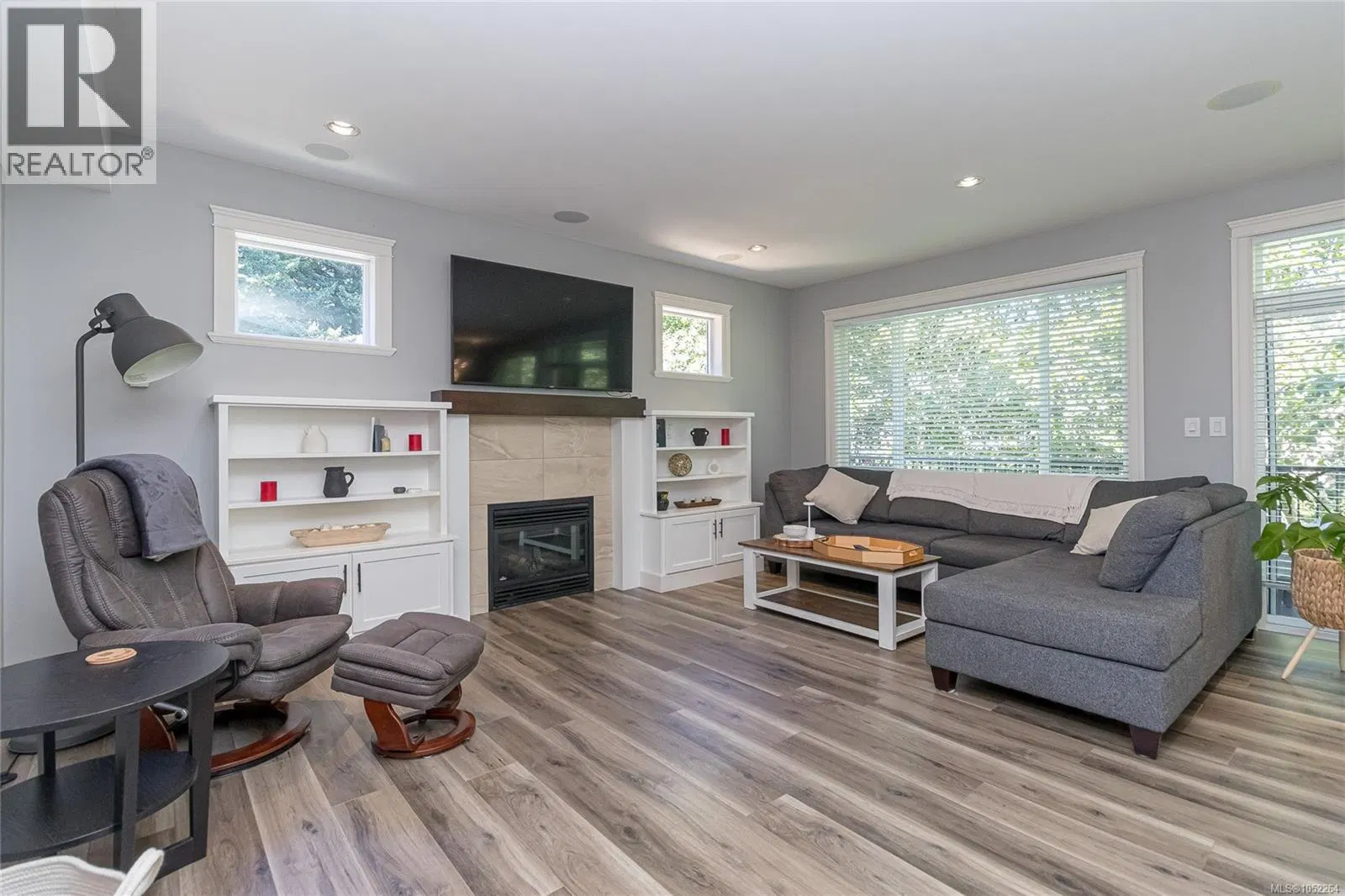 Photo 5 of 48 at 3618 Belsize Close