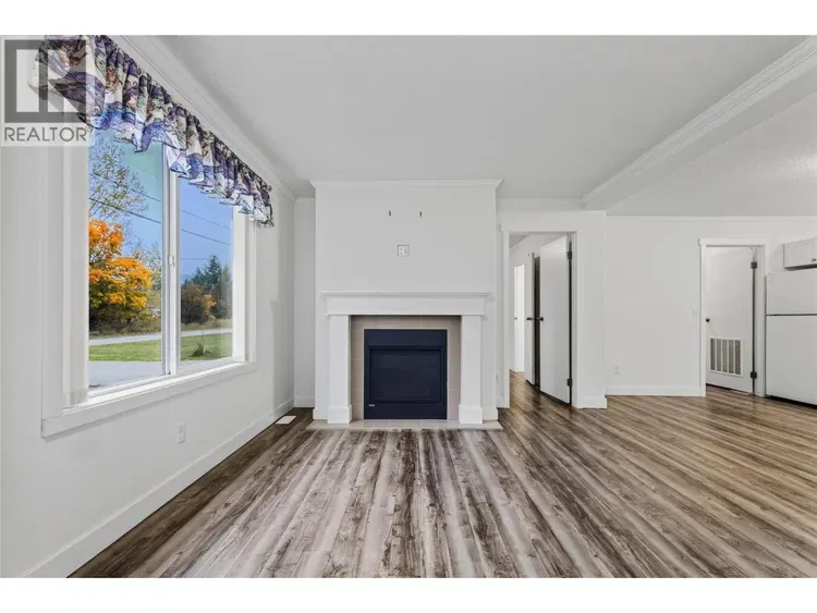 Photo 4 of 48 at 502 Hutcheson Avenue