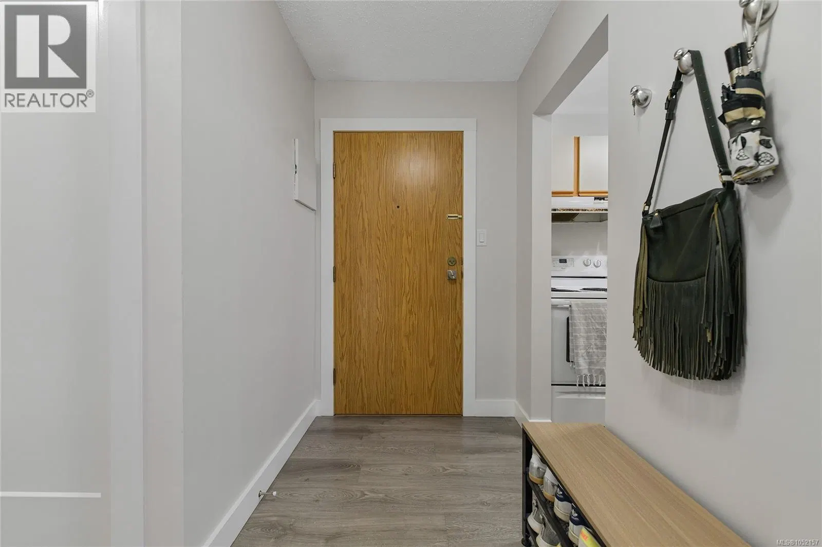 Photo 2 of 41 at #408 – 1655 Begbie Street