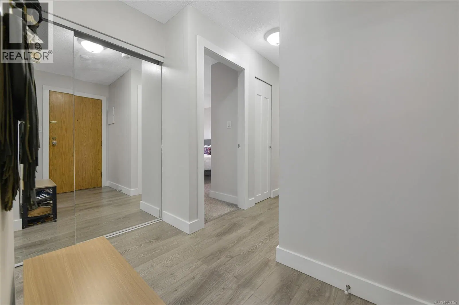 Photo 3 of 41 at #408 – 1655 Begbie Street