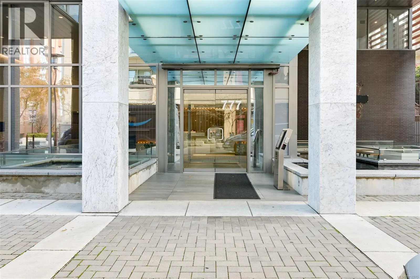 Photo 3 of 48 at #1006 – 777 Herald Street