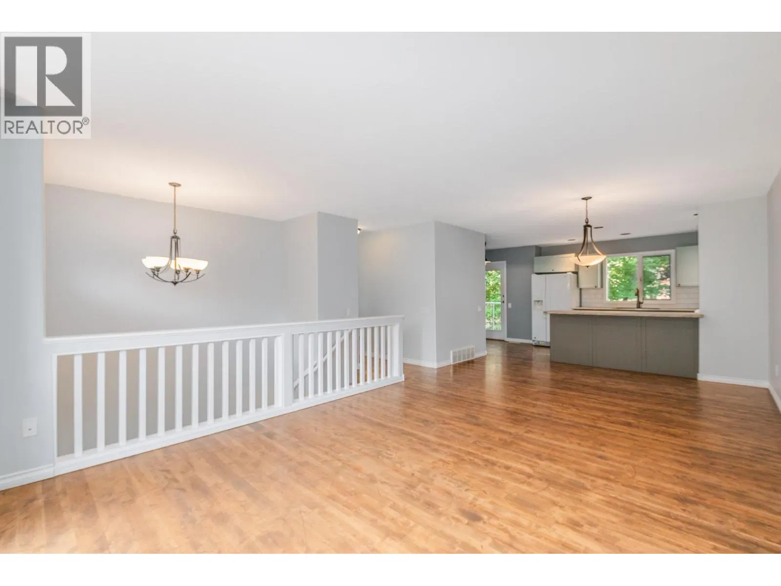 Photo 5 of 55 at #19 – 2425 Mount Baldy Drive