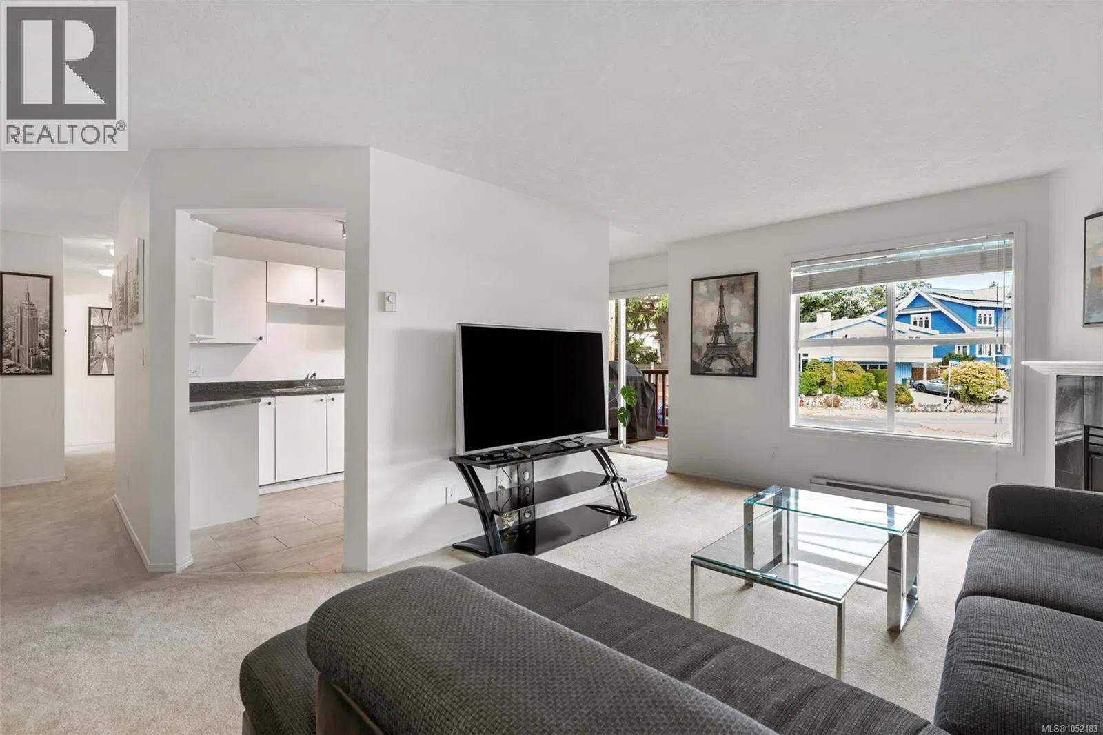 Photo 4 of 29 at #305 – 1593 Begbie Street
