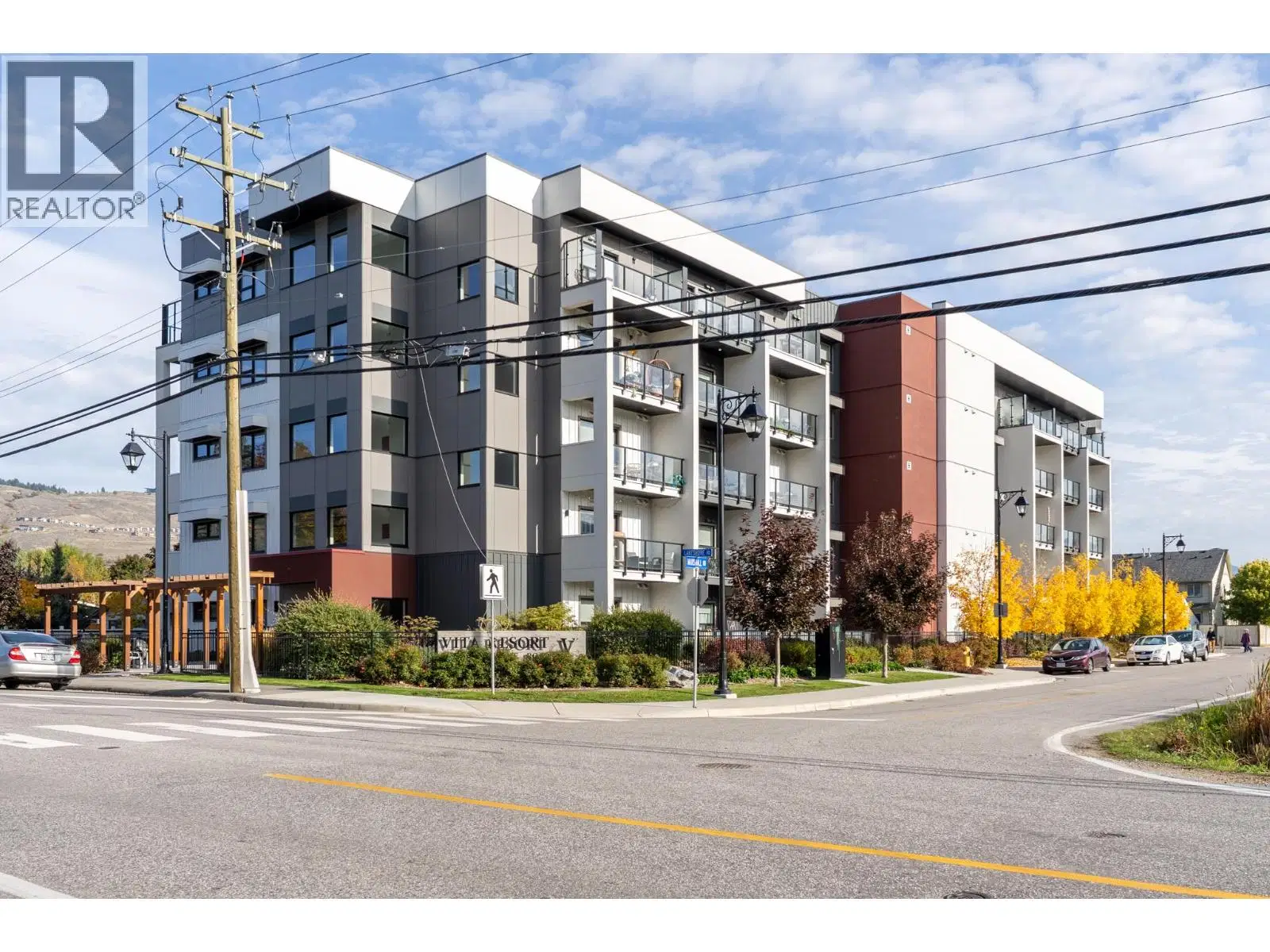 #514 – 2555 Lakeshore Road