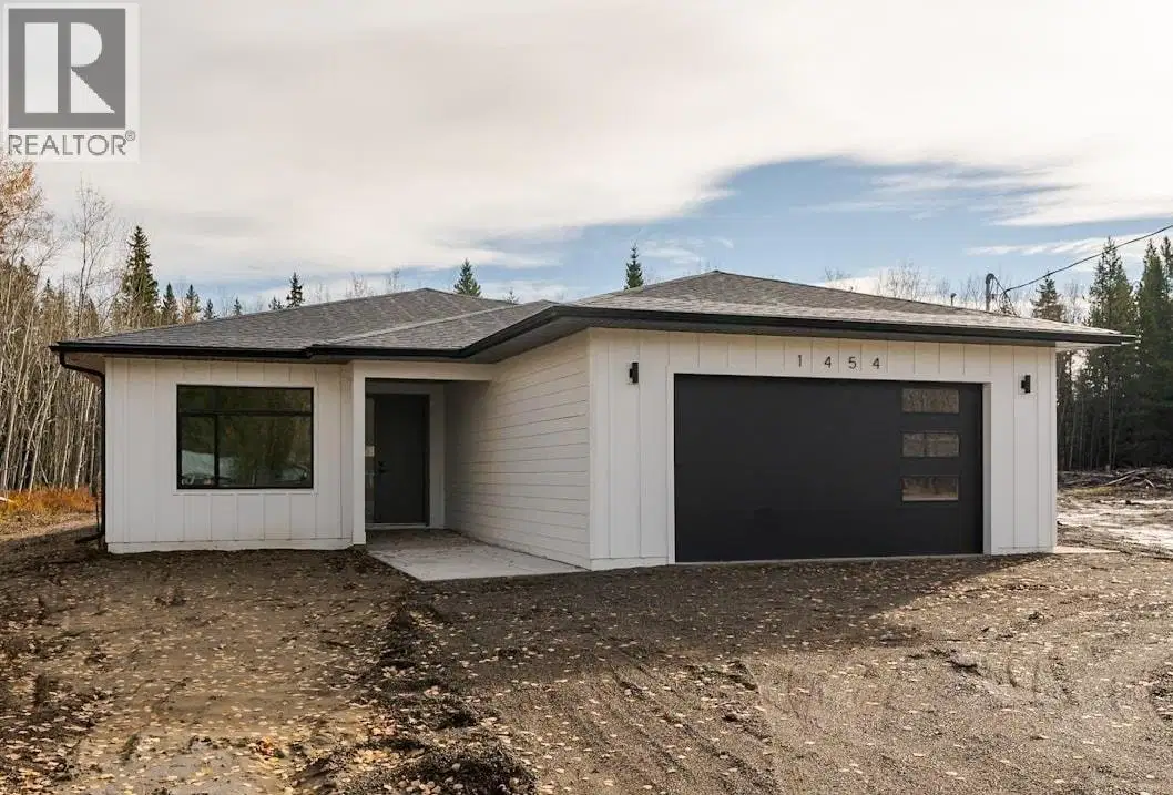 1454 BLACKBURN Road