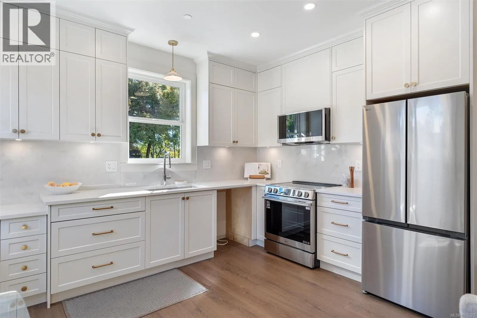 Photo 4 of 20 at #4 – 768 Lindsay Street