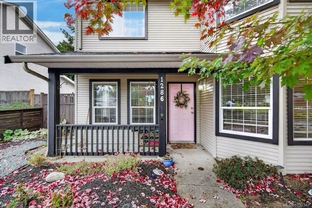 Photo 5 of 72 at 1286 Noel Avenue