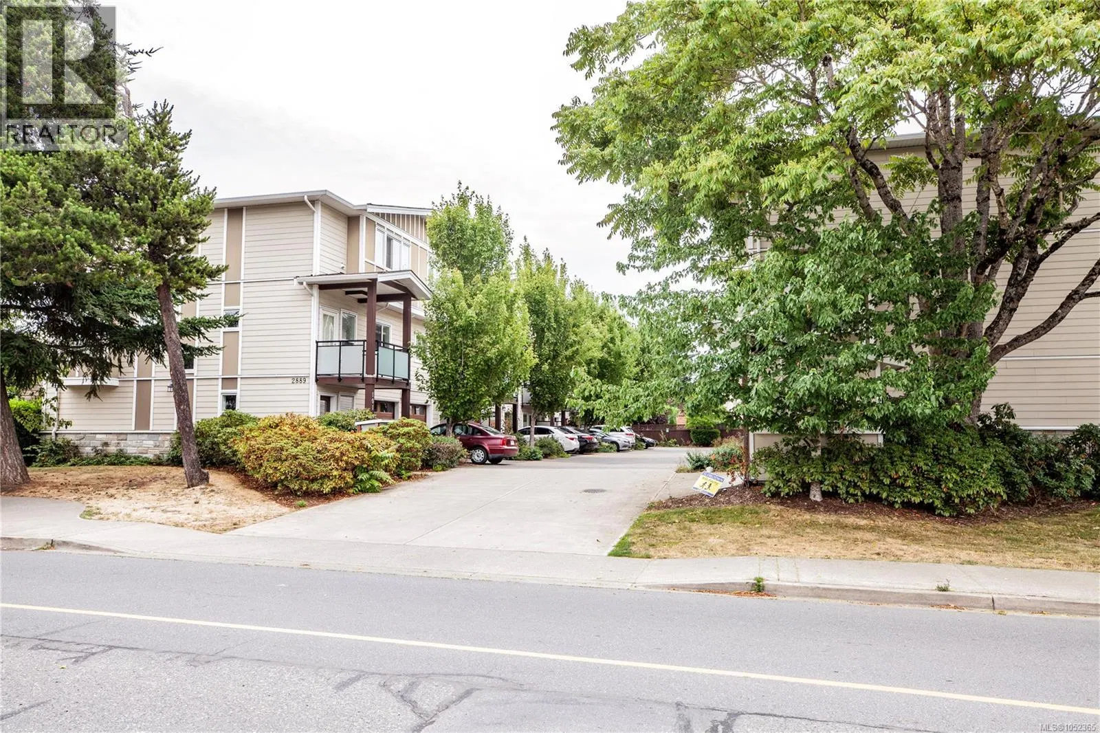 Photo 4 of 48 at #107 – 2889 Carlow Road