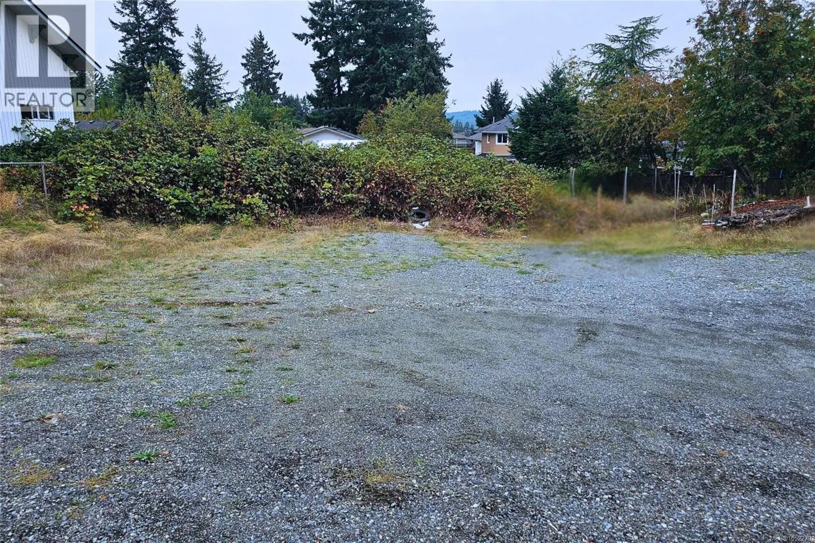 Photo 4 of 14 at 1756 Meredith Road