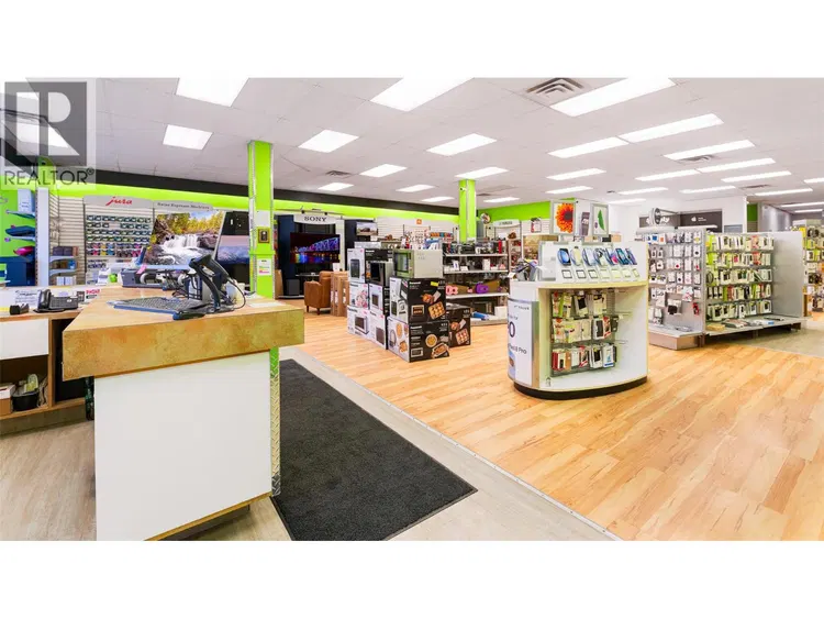 Photo 4 of 24 at Leased Sp – 1017 CANYON Street