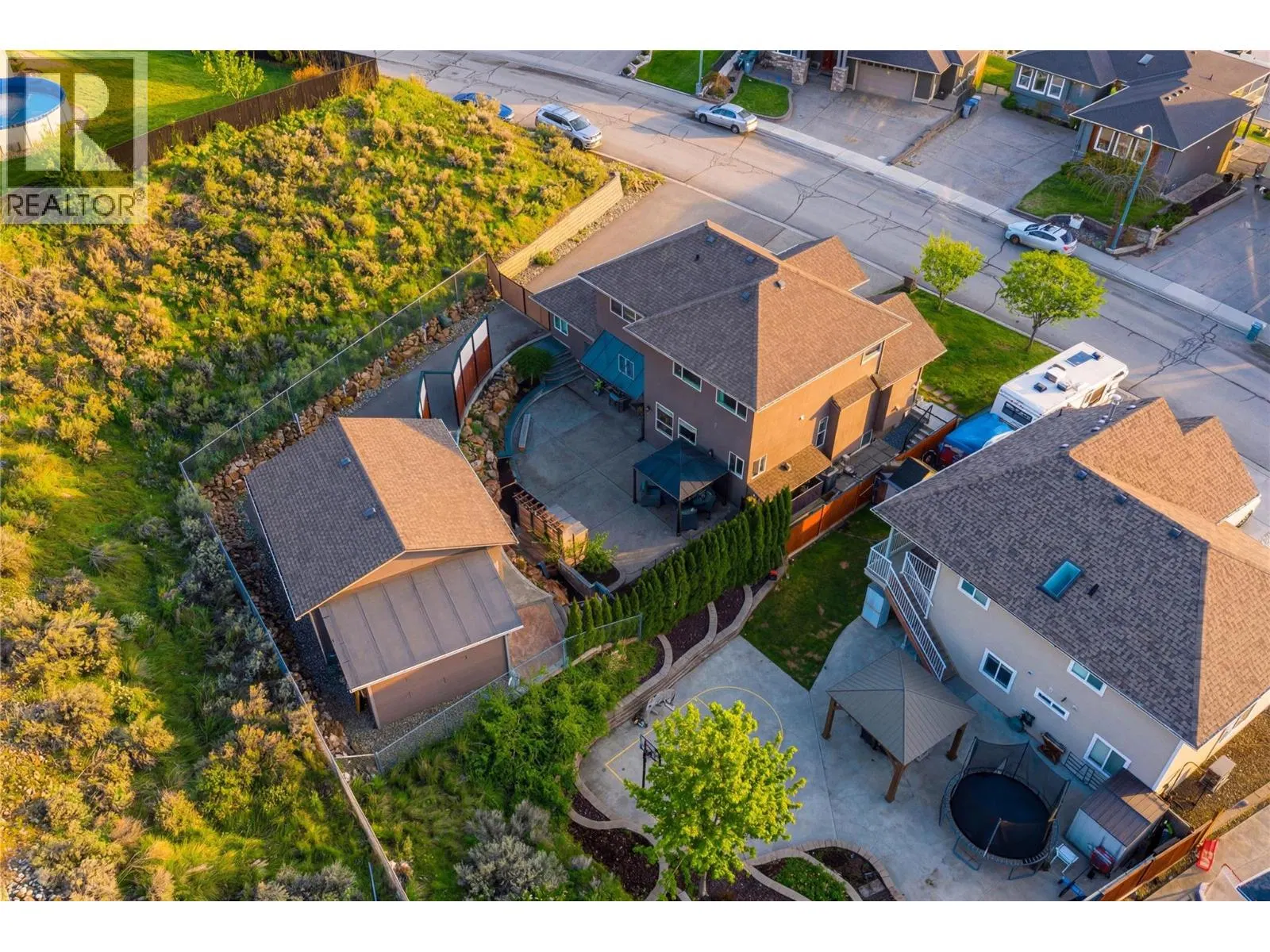 Photo 4 of 63 at 1052 Quail Drive