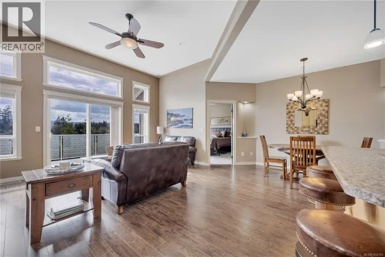 Photo 4 of 76 at #101 – 6245 PLEASANT RIDGE Place
