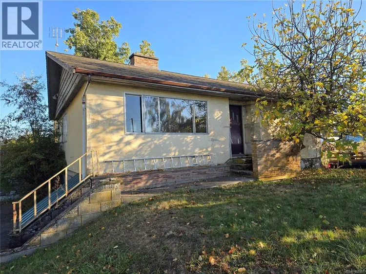 Photo 1 of 32 at 2766 Island View Road