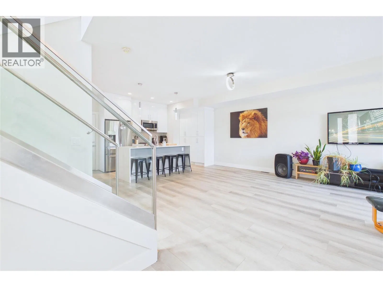 Photo 2 of 51 at #7 – 115 Wyndham Crescent
