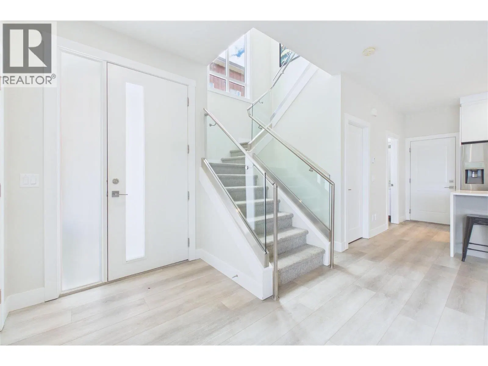 Photo 4 of 51 at #7 – 115 Wyndham Crescent